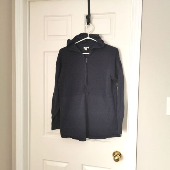 2/$30 Thyme Maternity thin knit sweater size m - Picture 1 of 4